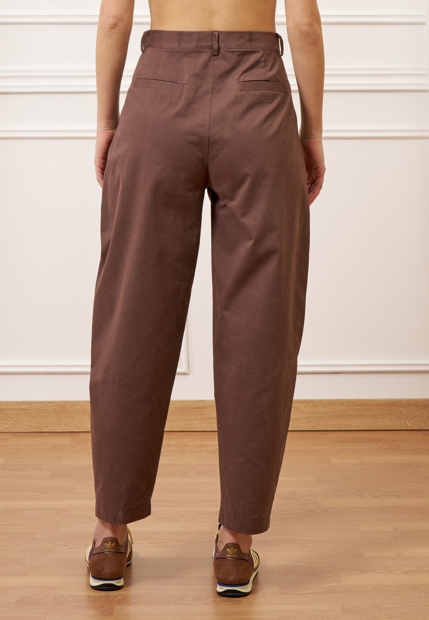 Pantalone balloon con pinces - MARRONE