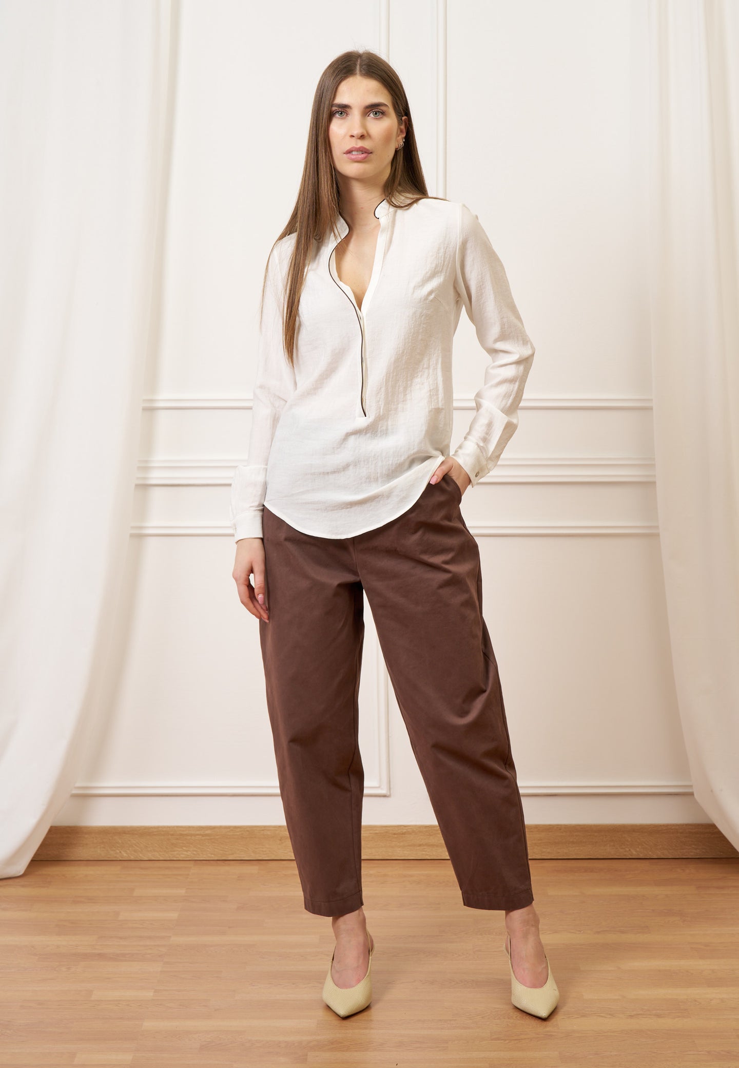 Pantalone balloon con pinces - MARRONE