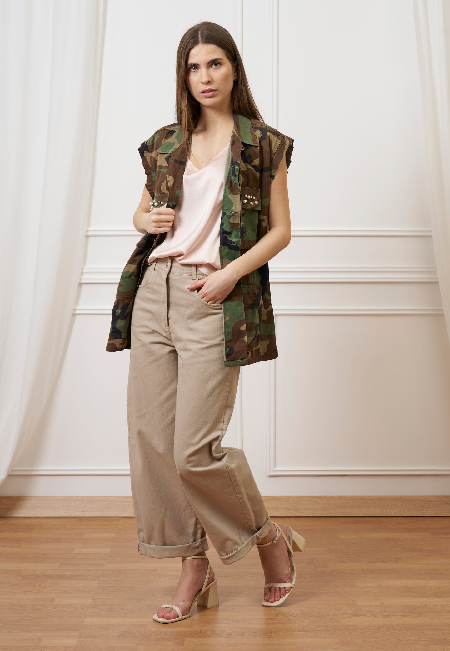 Pantalone con tasconi retro - BEIGE