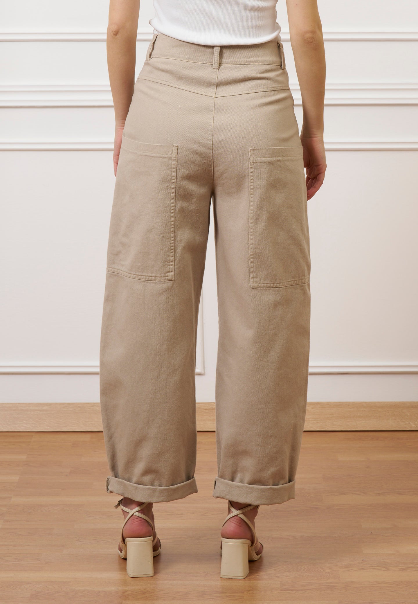 Pantalone con tasconi retro - BEIGE