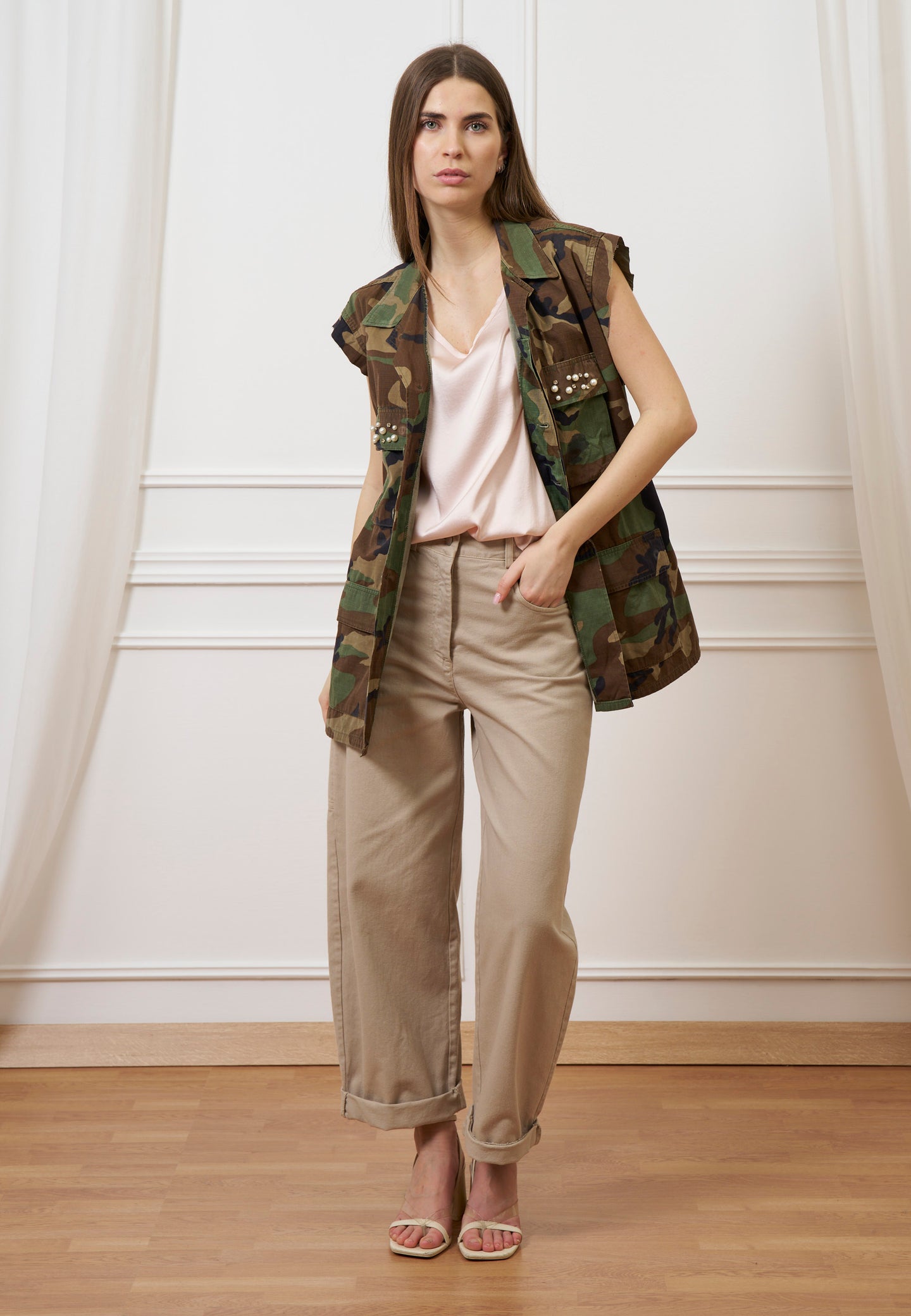 Pantalone con tasconi retro - BEIGE