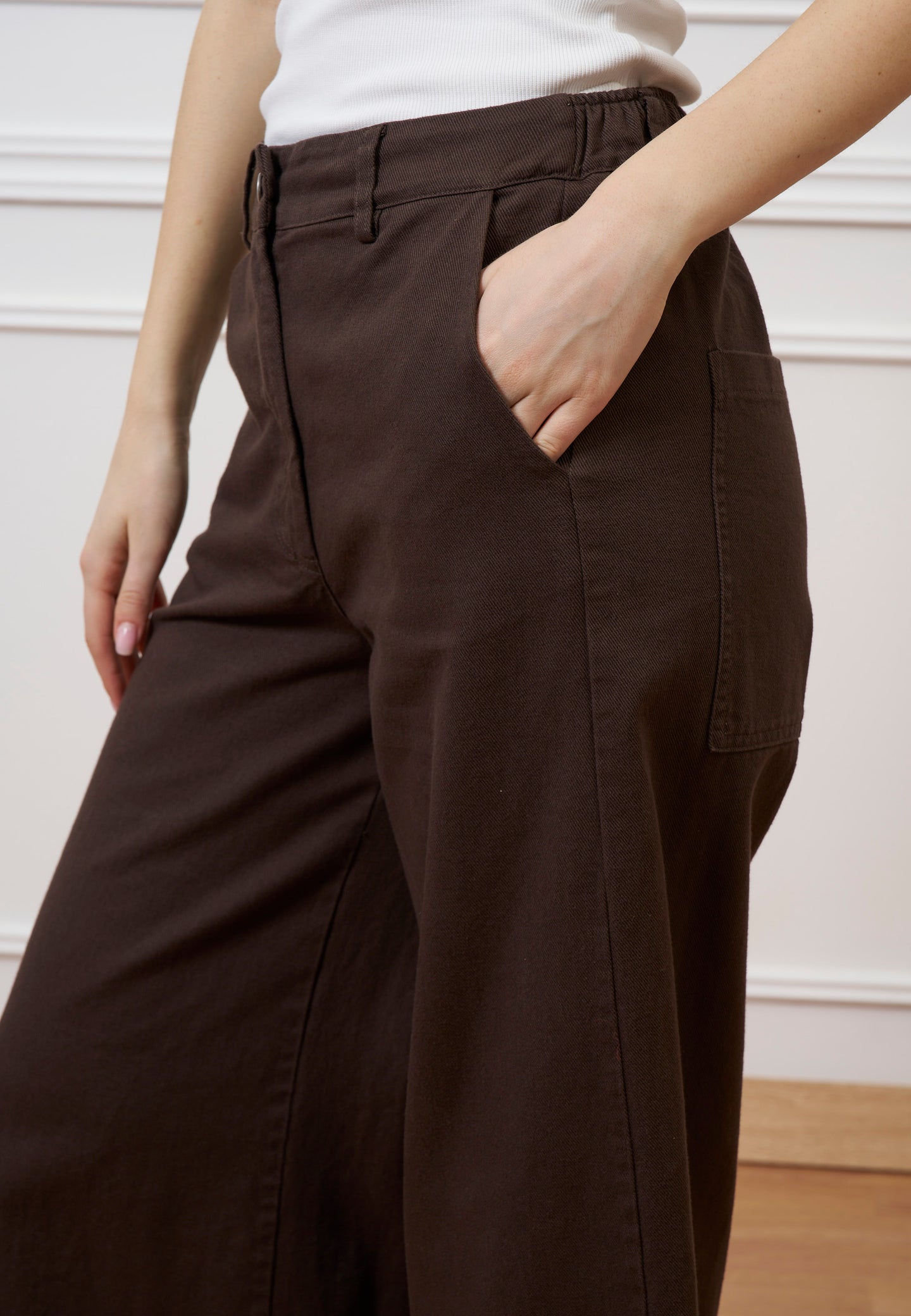Pantalone cropped in gabardina - MARRONE