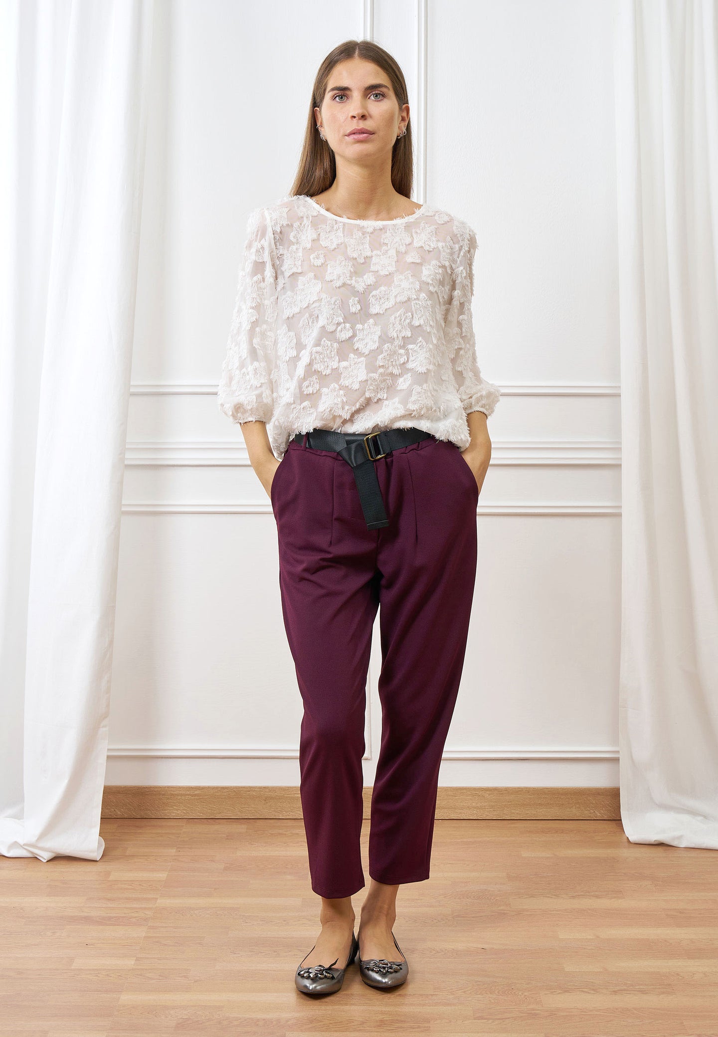 Pantalone ampio con elastico