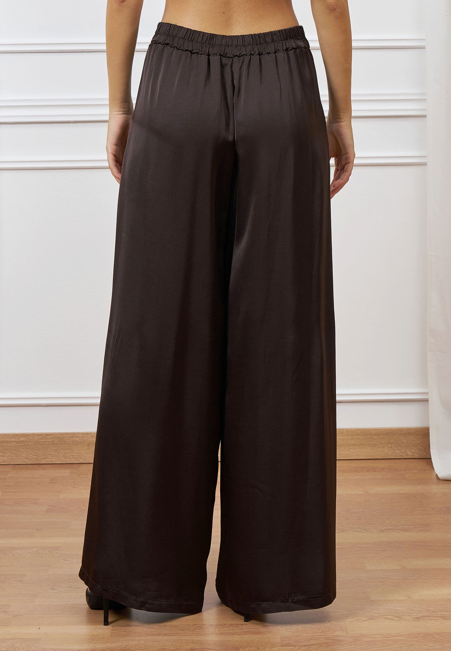 Pantalone ampio in raso