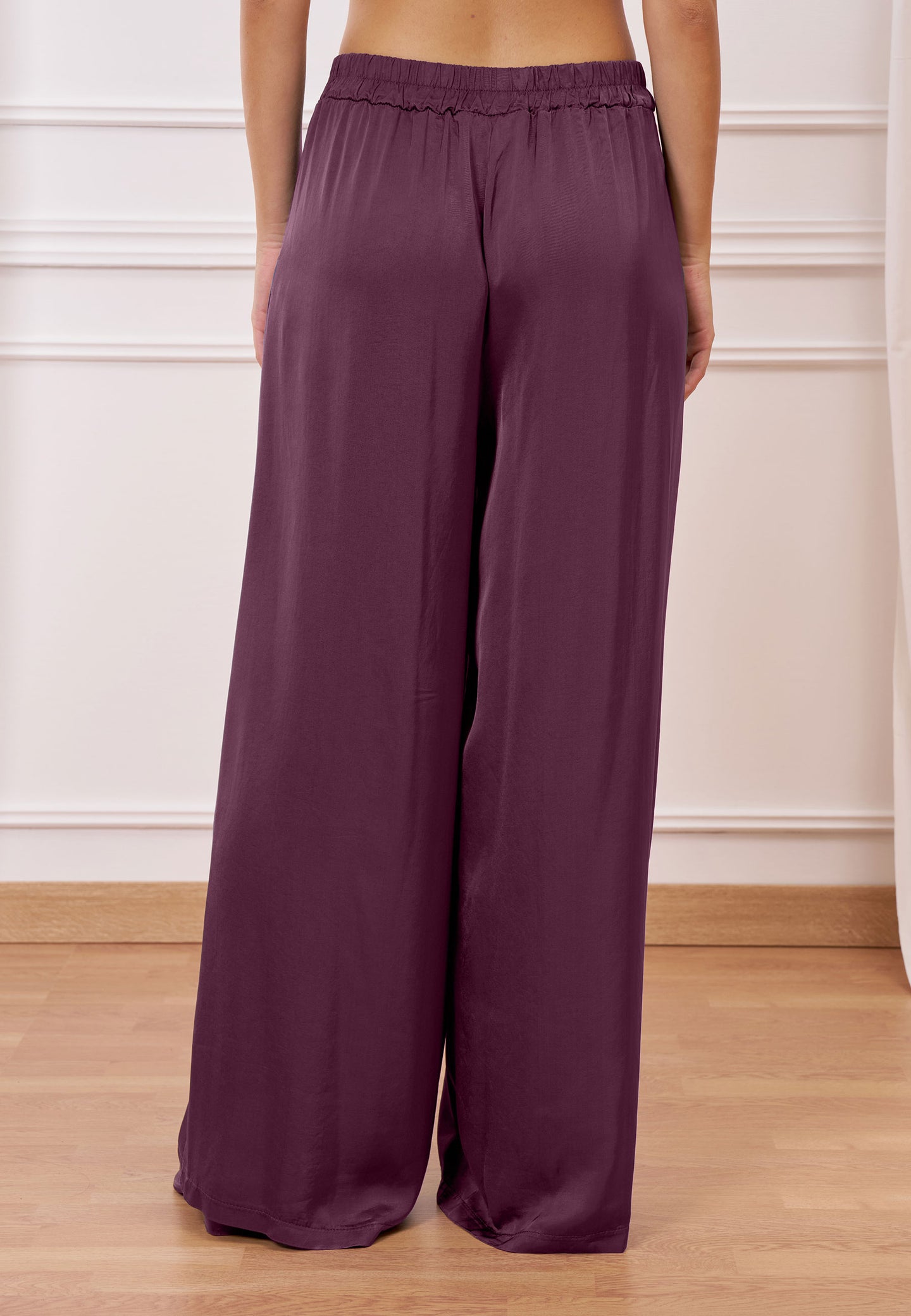 Pantalone ampio in raso
