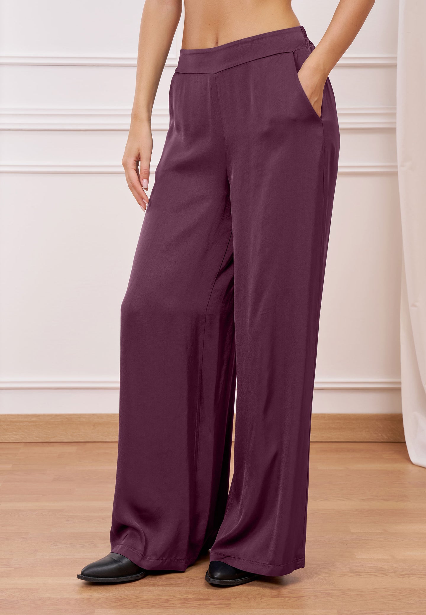 Pantalone ampio in raso