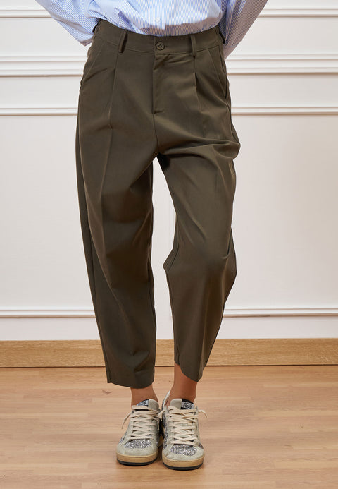 Pantalone balloon con pinces