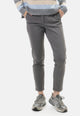 Pantalone-chino-in-cotone-grigio