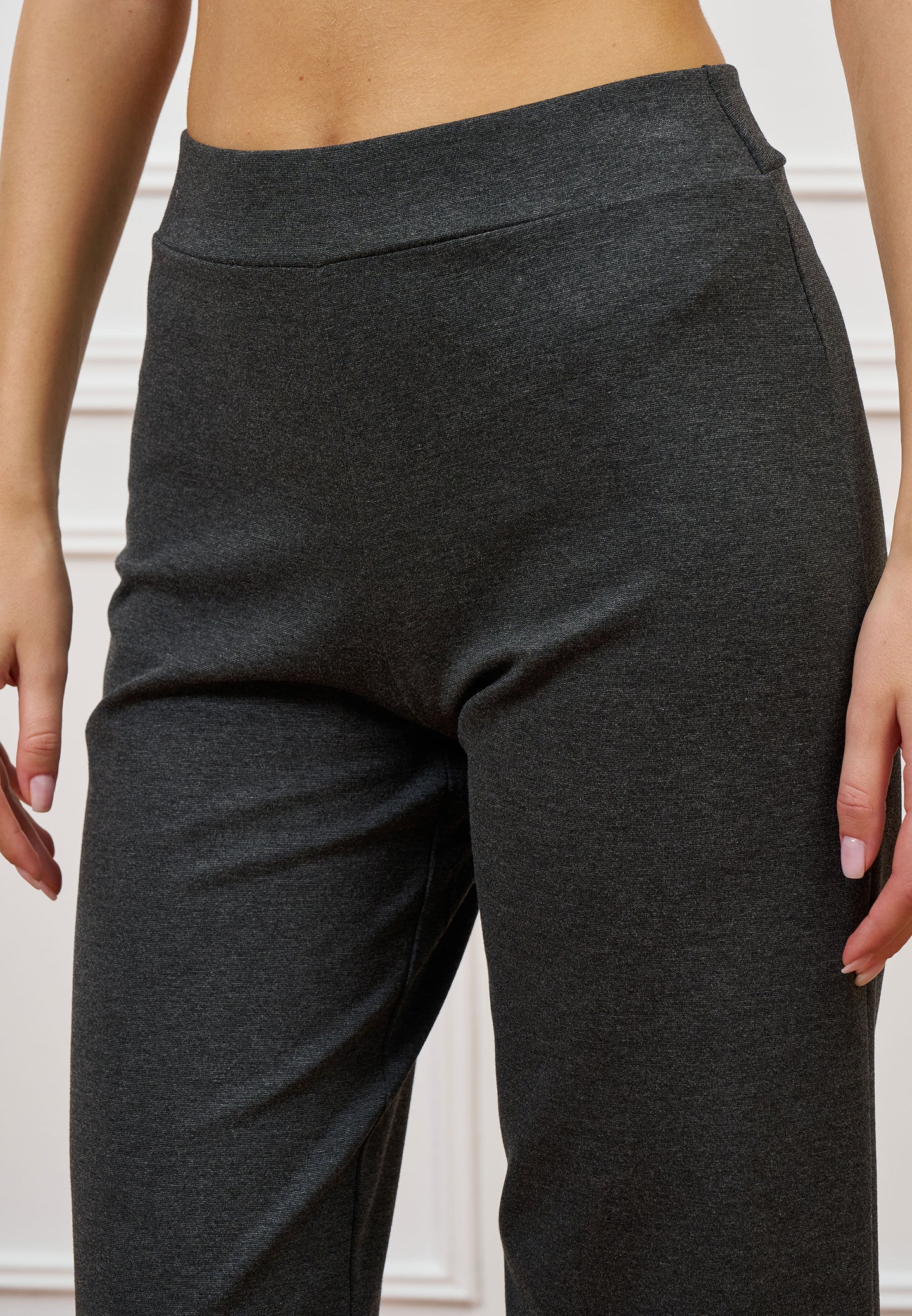 Pantalone cropped in punto roma