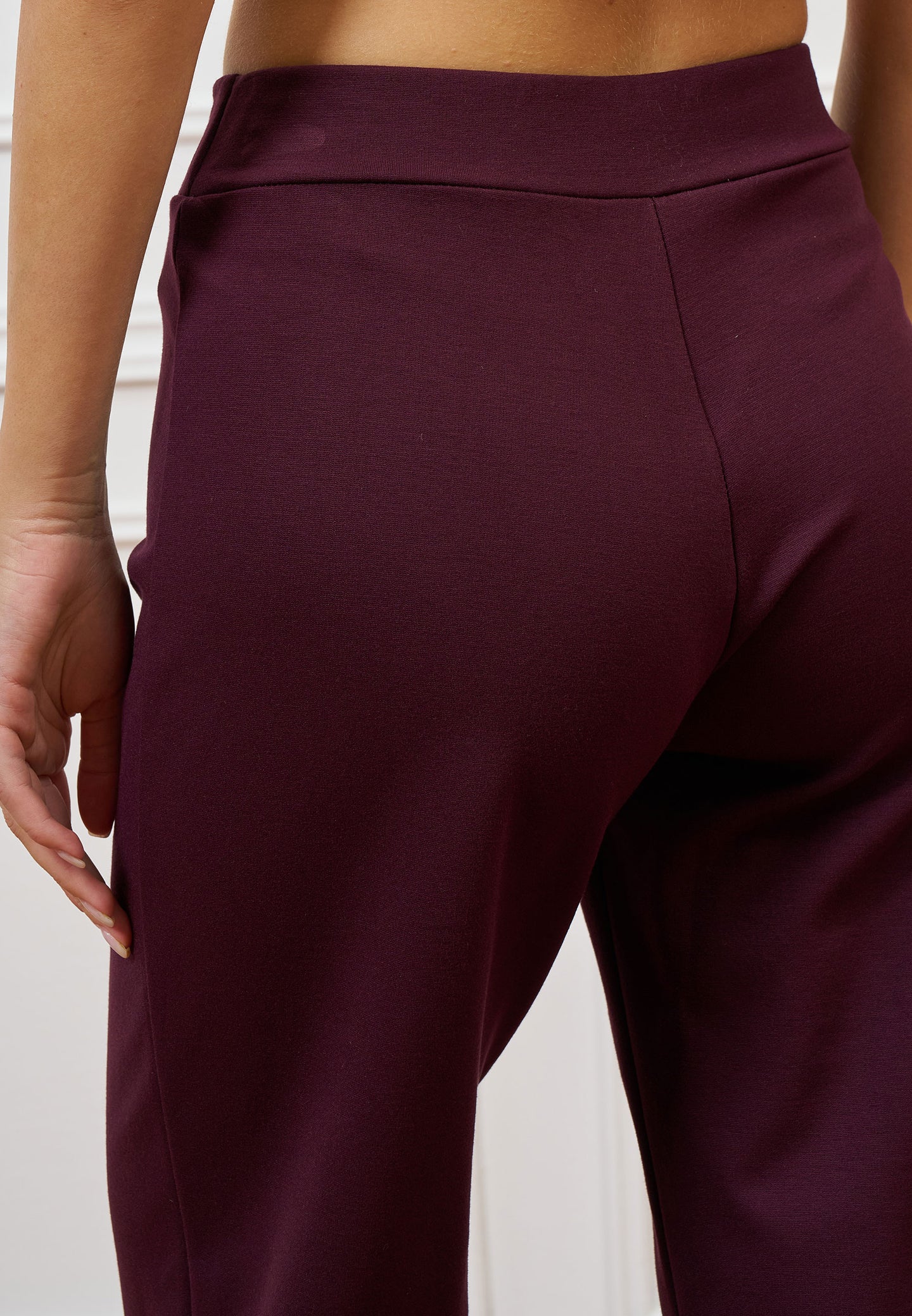 Pantalone cropped in punto roma