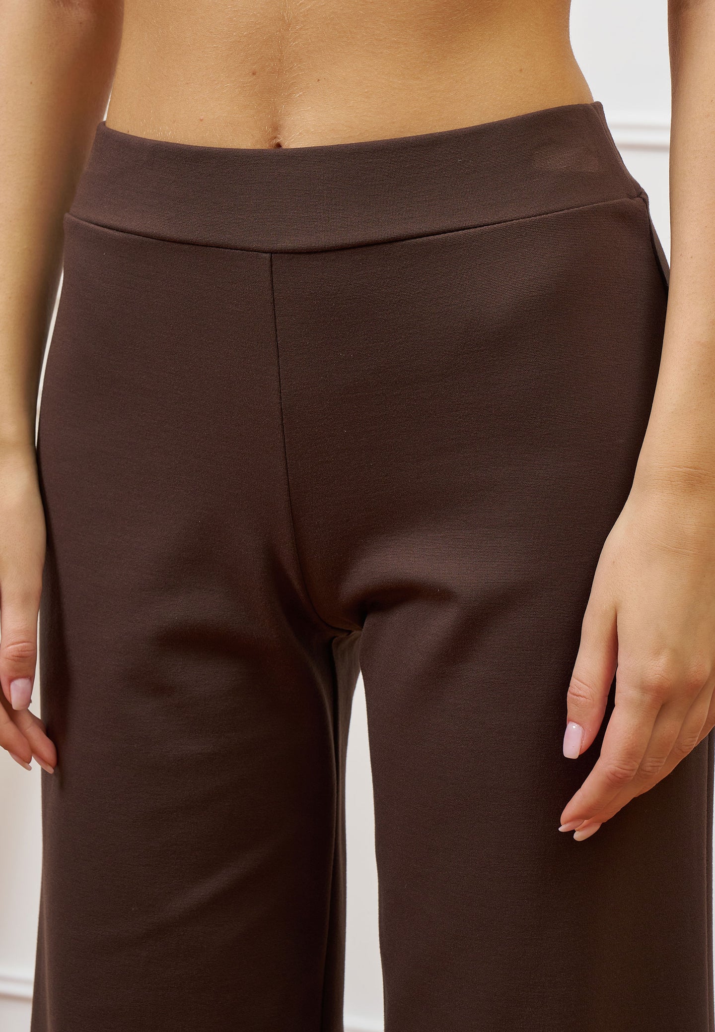 Pantalone cropped in punto roma