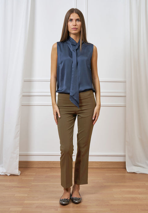 Pantalone dritto con zip laterale