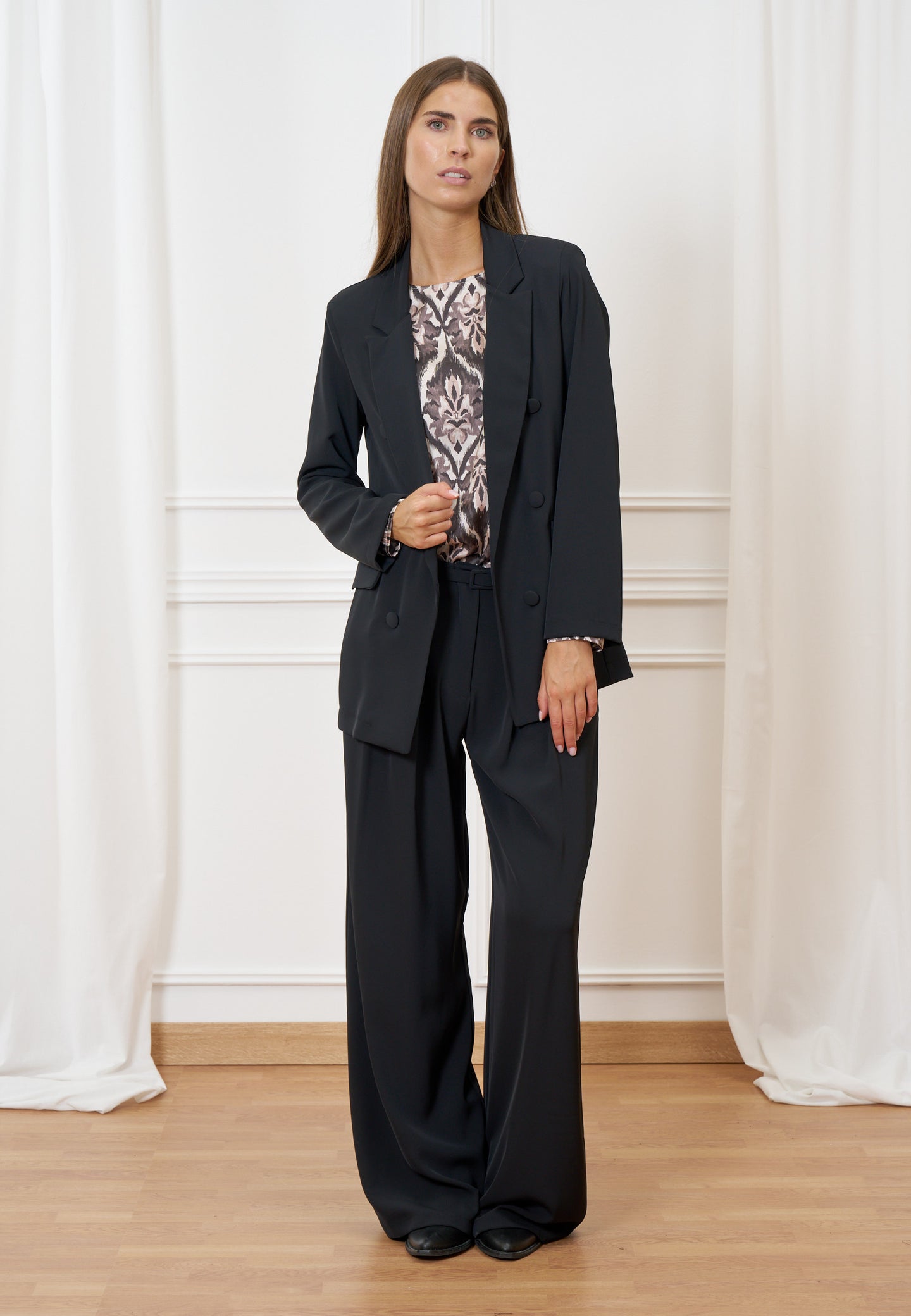 Pantalone palazzo con cintura