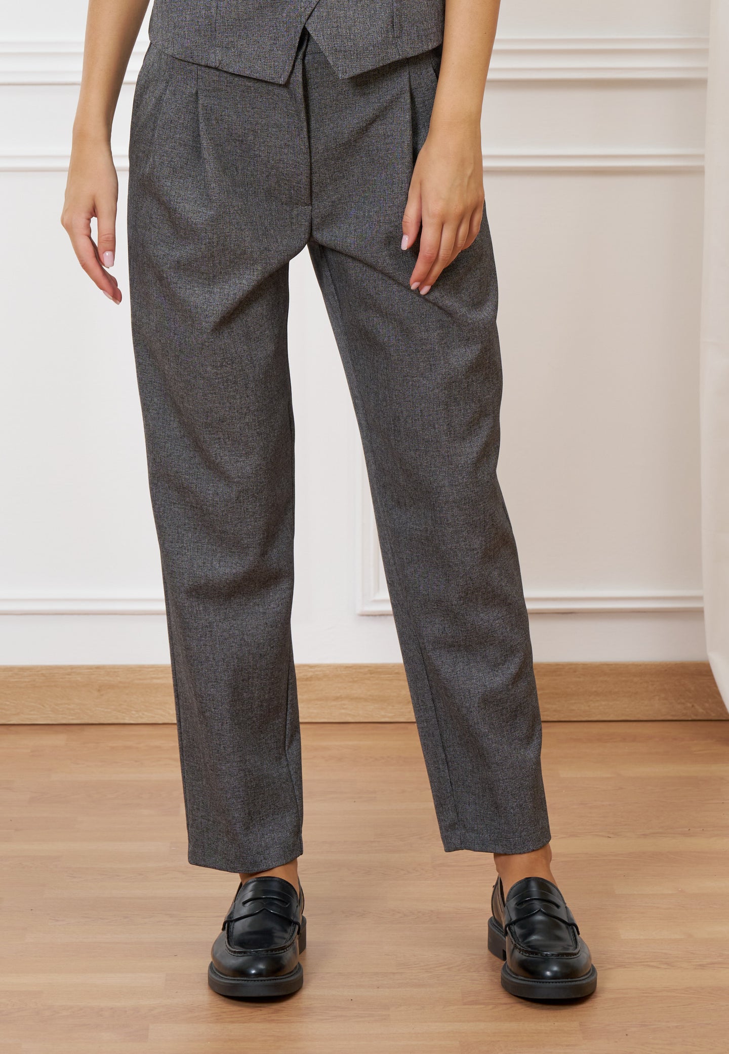 Pantalone sigaretta vita alta