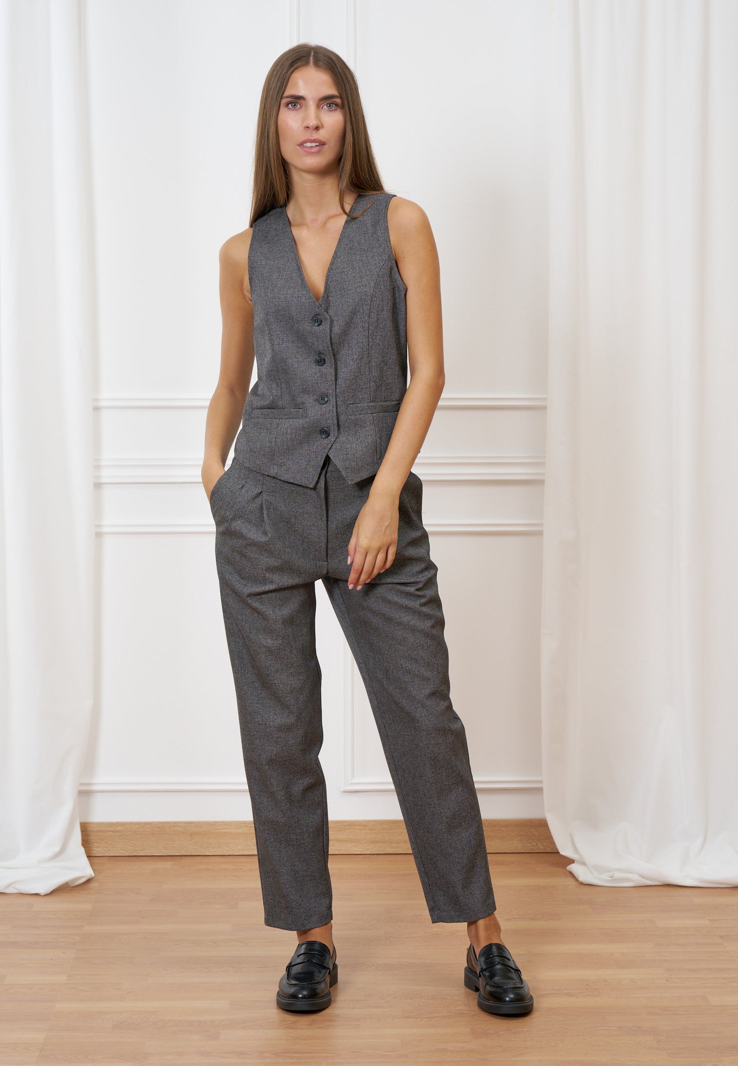 Pantalone sigaretta vita alta