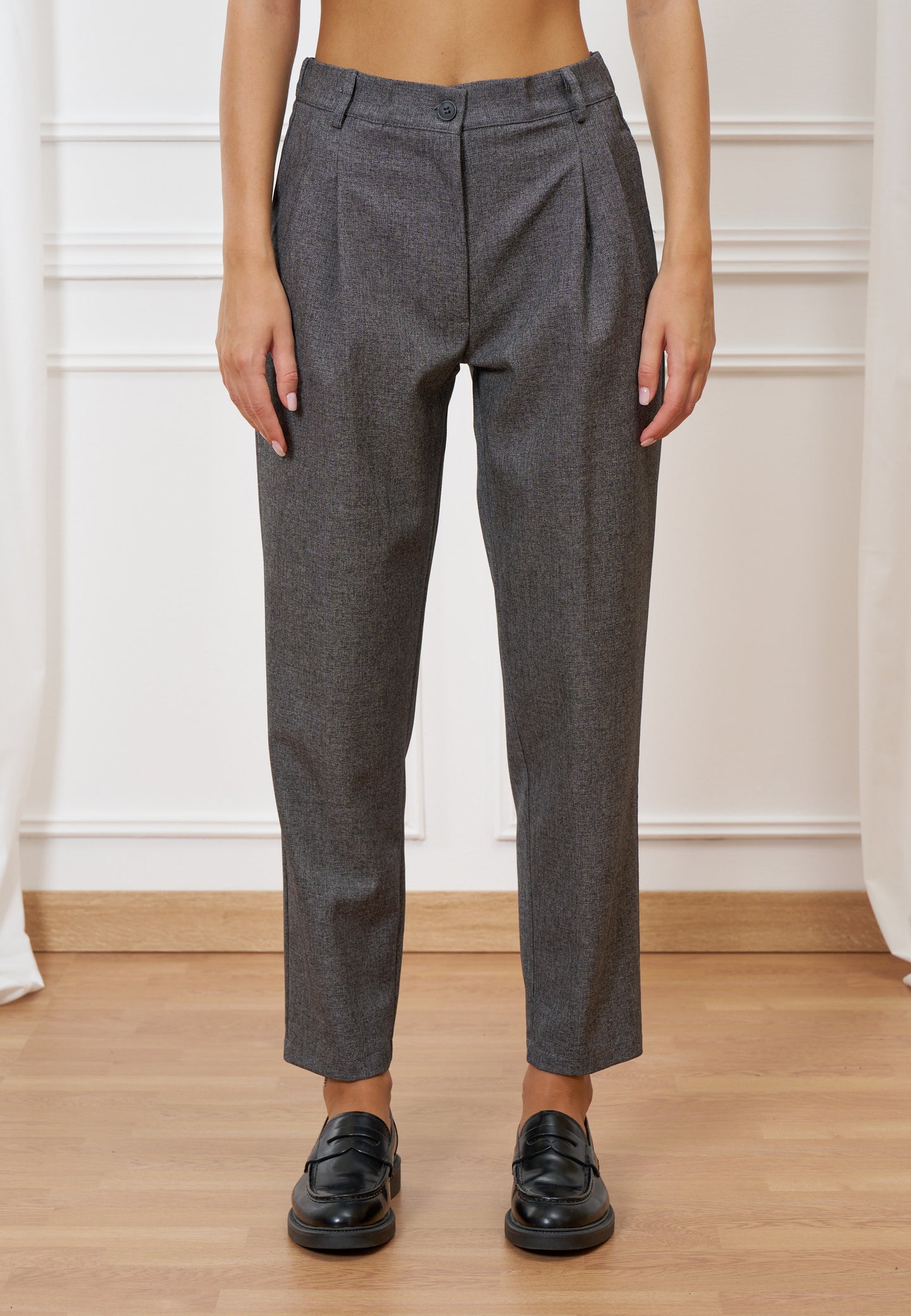 Pantalone sigaretta vita alta