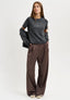 Pantalone ampio con pinces gessato - NOCCIOLA