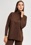 Maglia over con collo alto - MARRONE