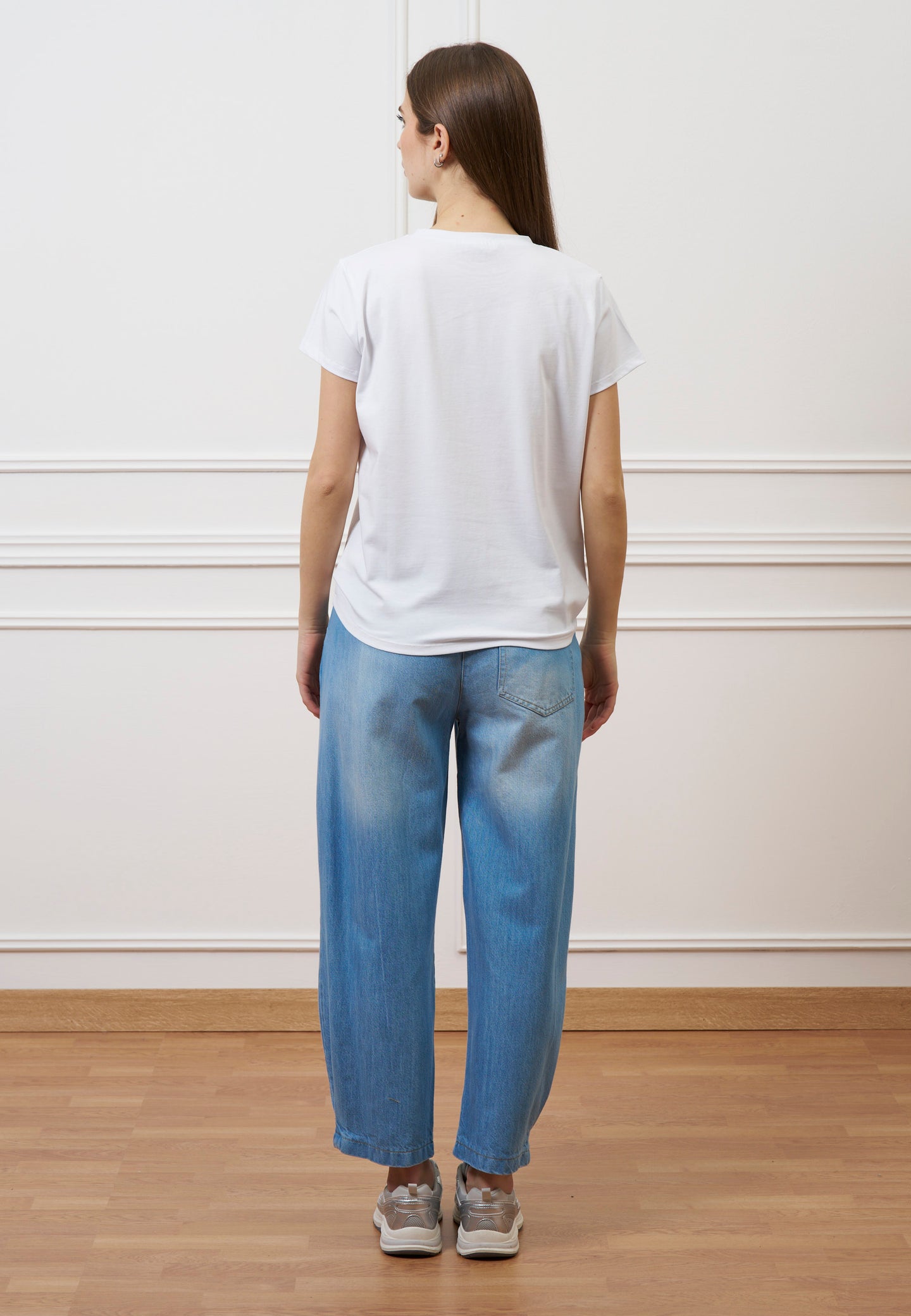 T-shirt con cuore ricamato - ROSSO