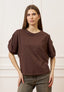 T-shirt con pieghe maniche - MARRONE