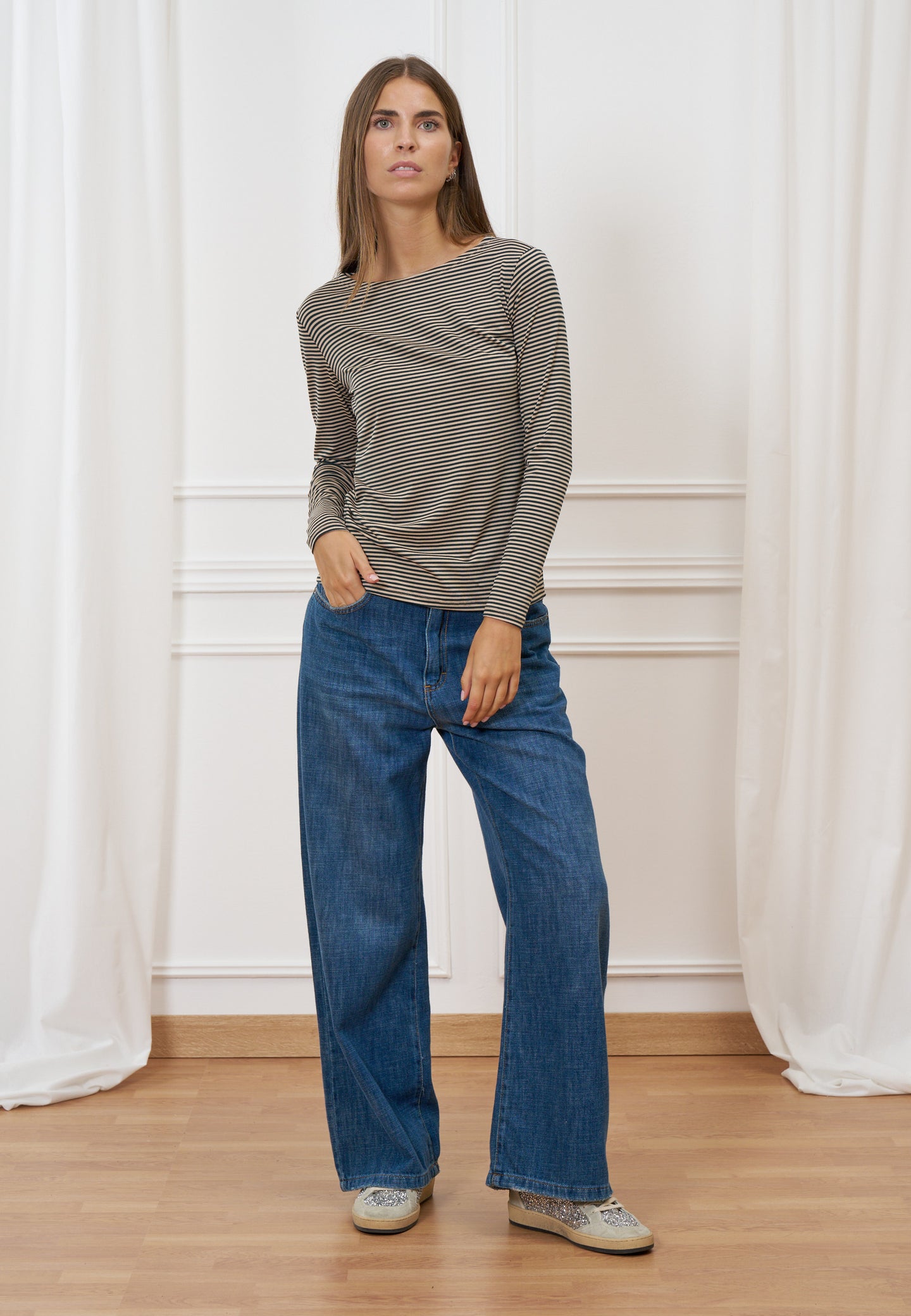 T-shirt a righe bicolore