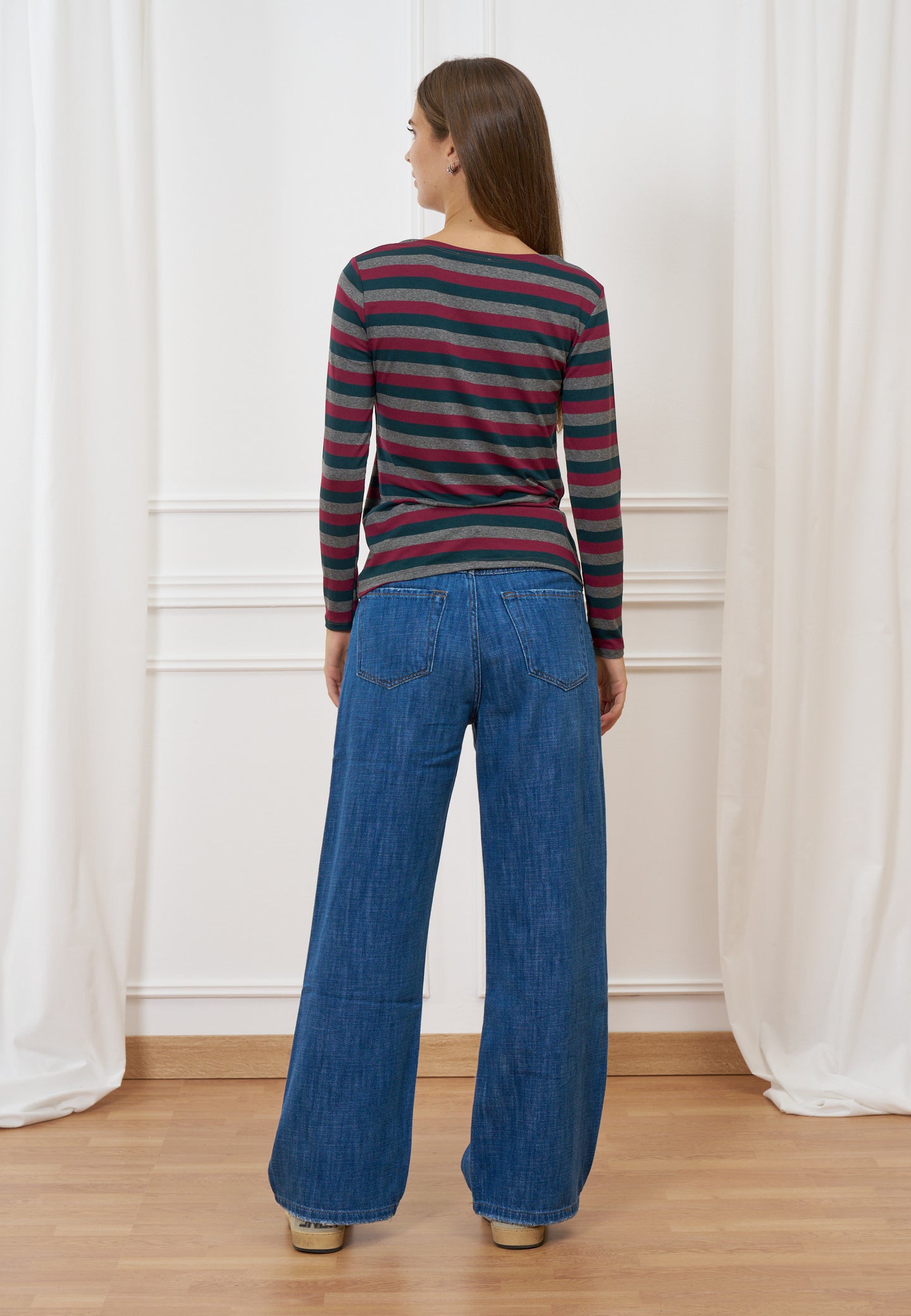 T-shirt a righe multicolore