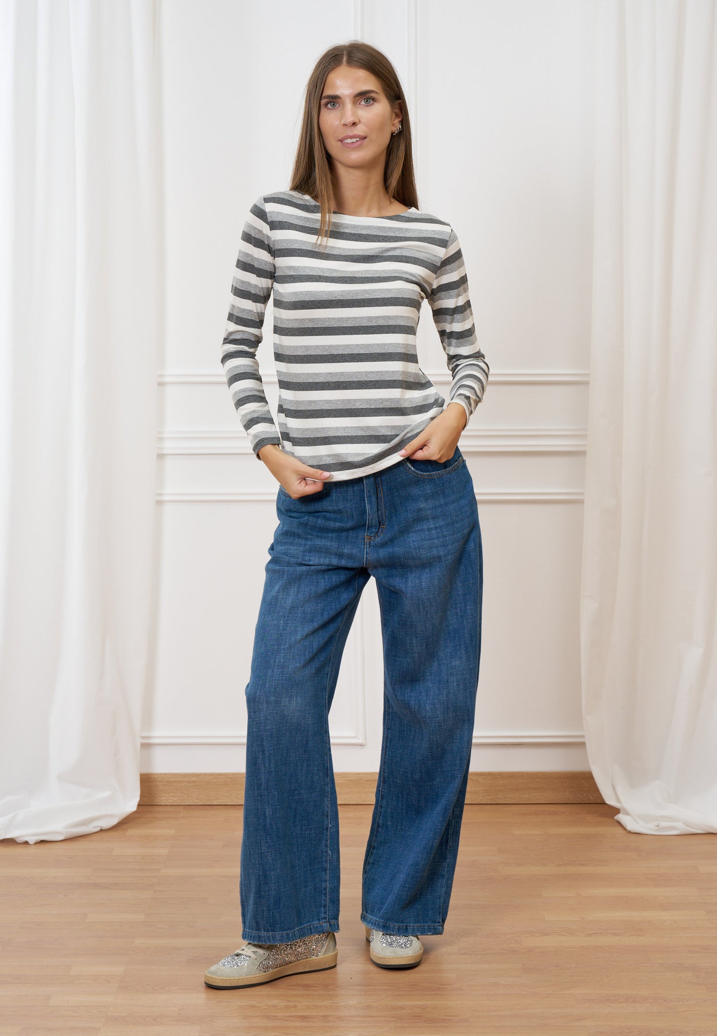 T-shirt a righe multicolore