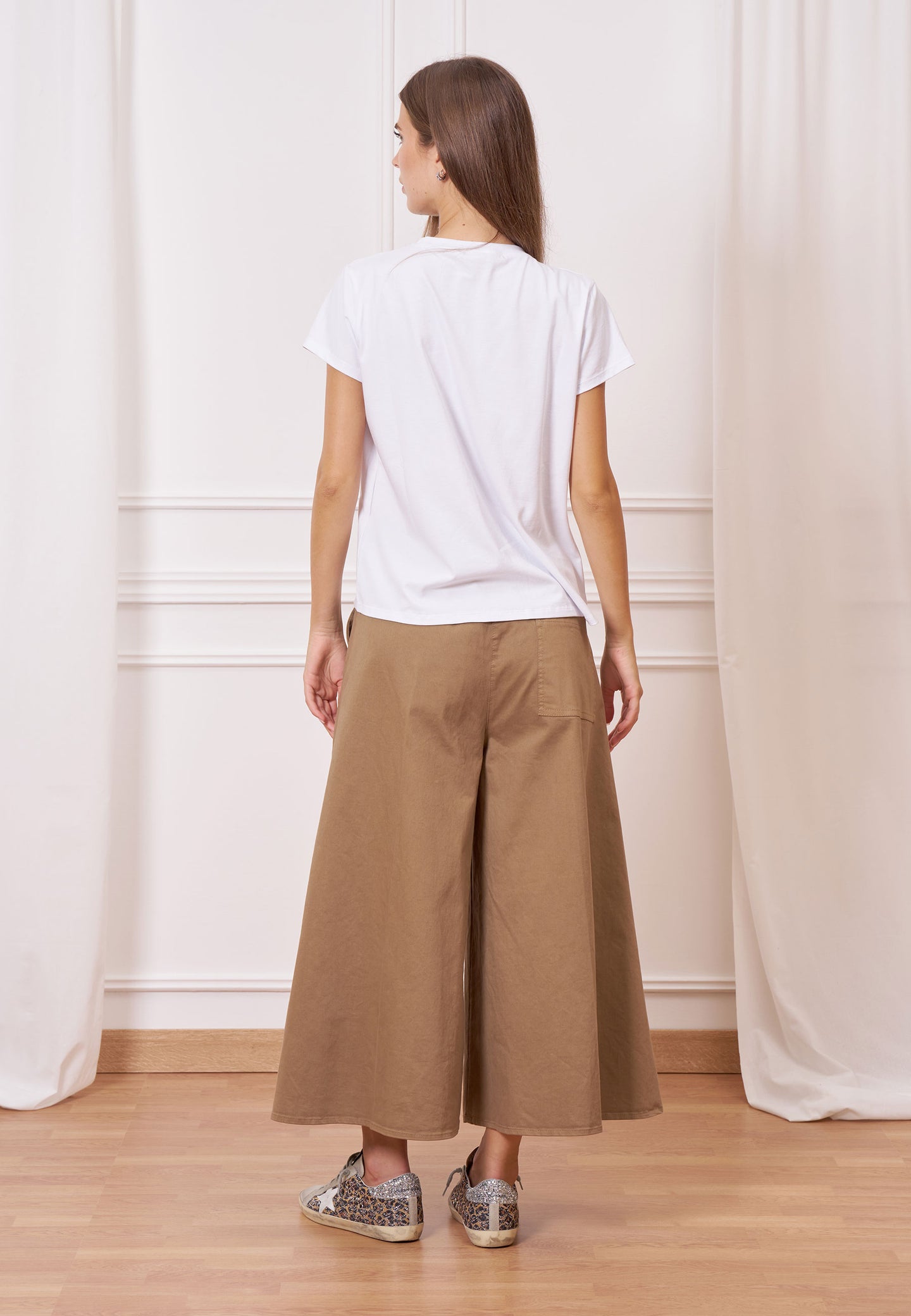 T-shirt cuore ricamato