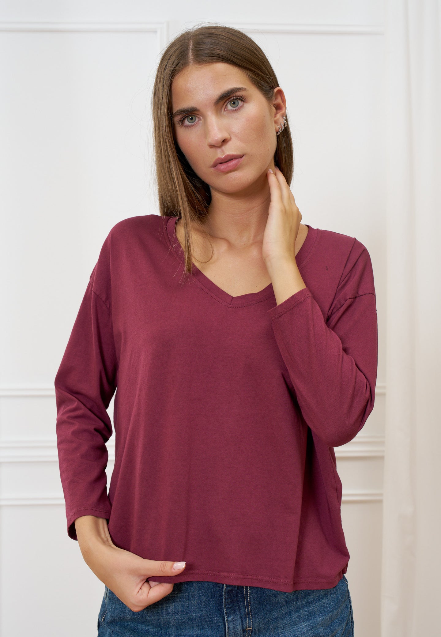 T-shirt scollo a v manica trequarti