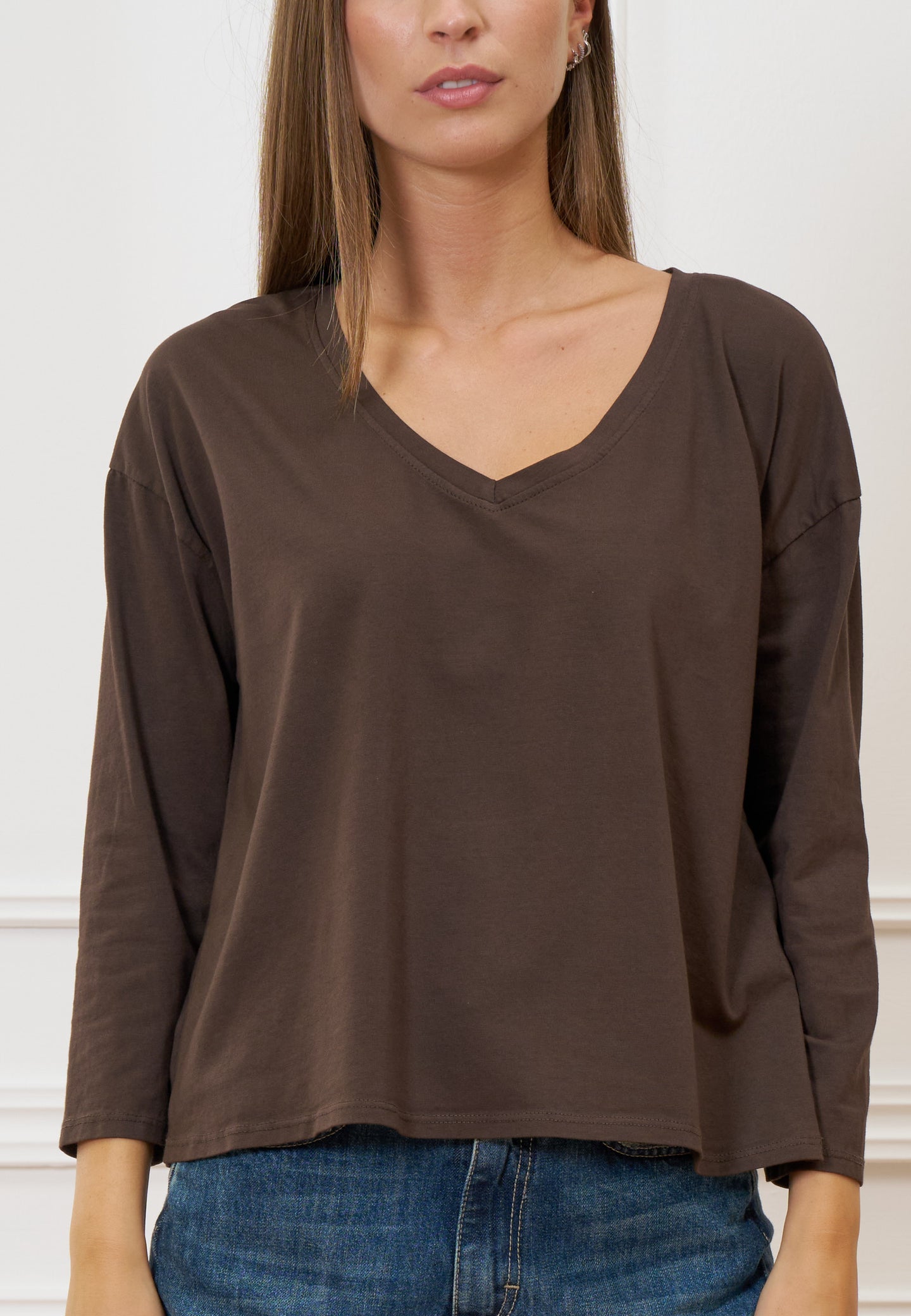 T-shirt scollo a v manica trequarti