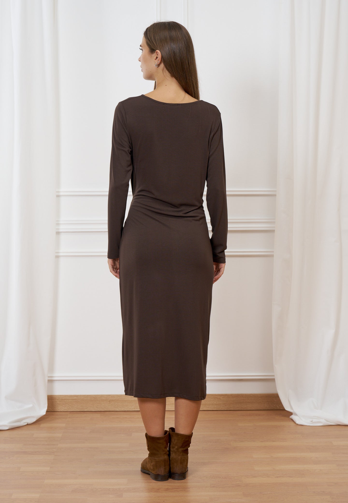 Vestito midi nodo in vita