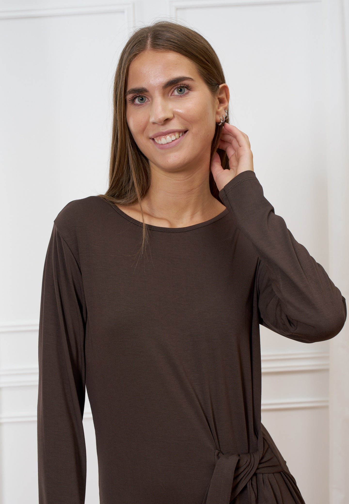 Vestito midi nodo in vita