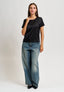 Blusa girocollo in raso - NERO