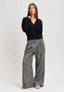 Cardigan con scollo a v e bottoni - NERO