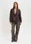 Giacca corta con manica raglan - MARRONE