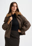 Cappotto bomber con collo ecopelliccia - MARRONE