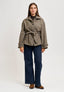 Cappotto corto a quadri con cintura - BEIGE