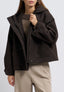 Cappotto corto con cappuccio e tasconi - MARRONE