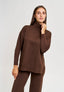 Maglia over con collo alto - MARRONE