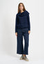 Maglia con collo ampio rigirato - BLU