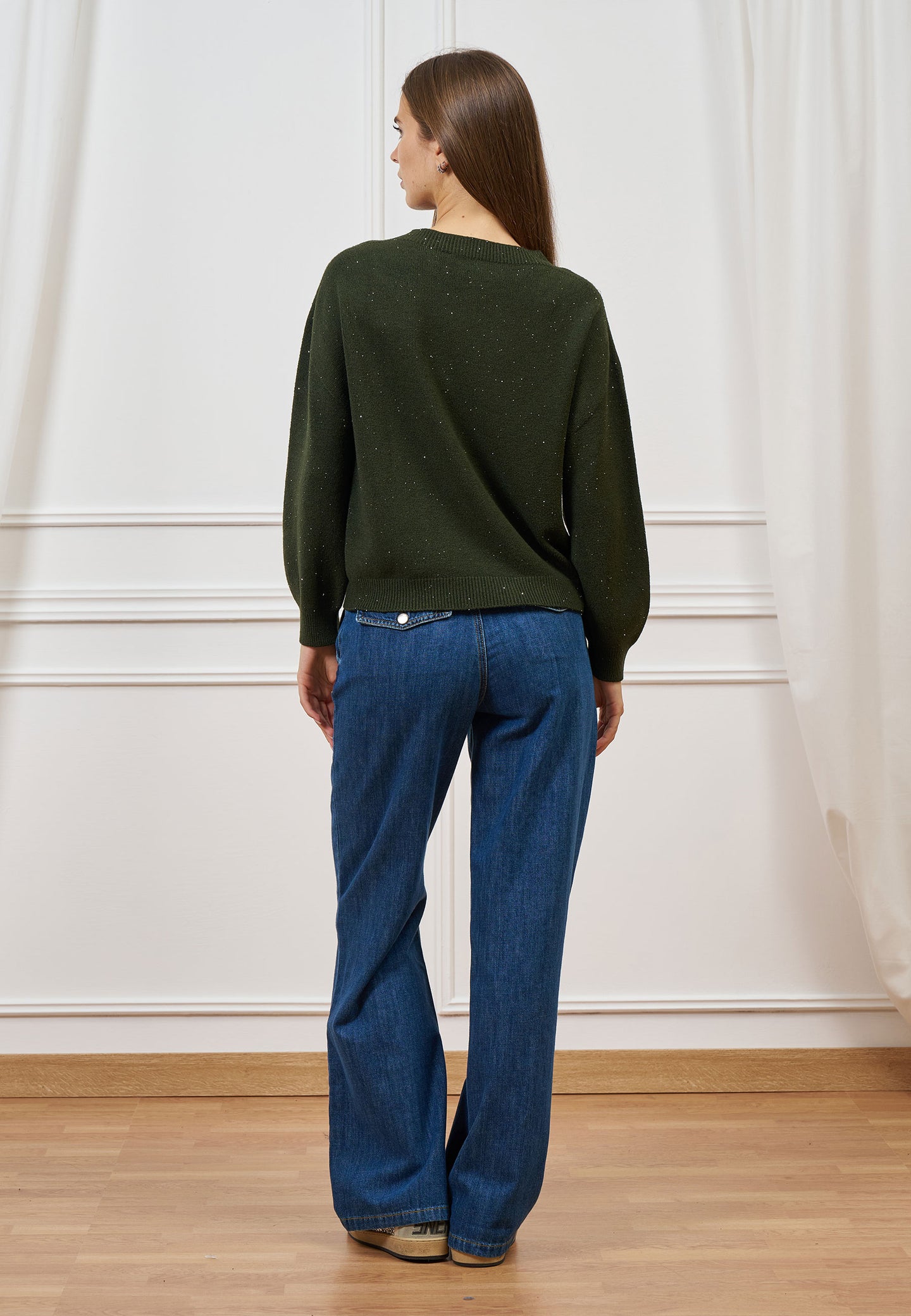 Maglia scollo barca con paillettes