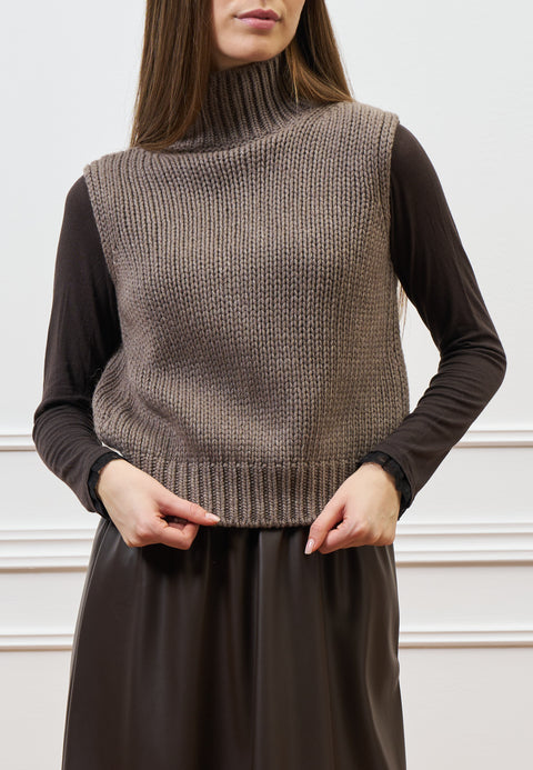 Maglia smanicata apertura sul retro