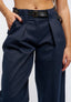 Pantalone con passanti larghi e cintura - BLU