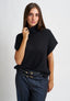 Maglia smanicata con collo alto - NERO