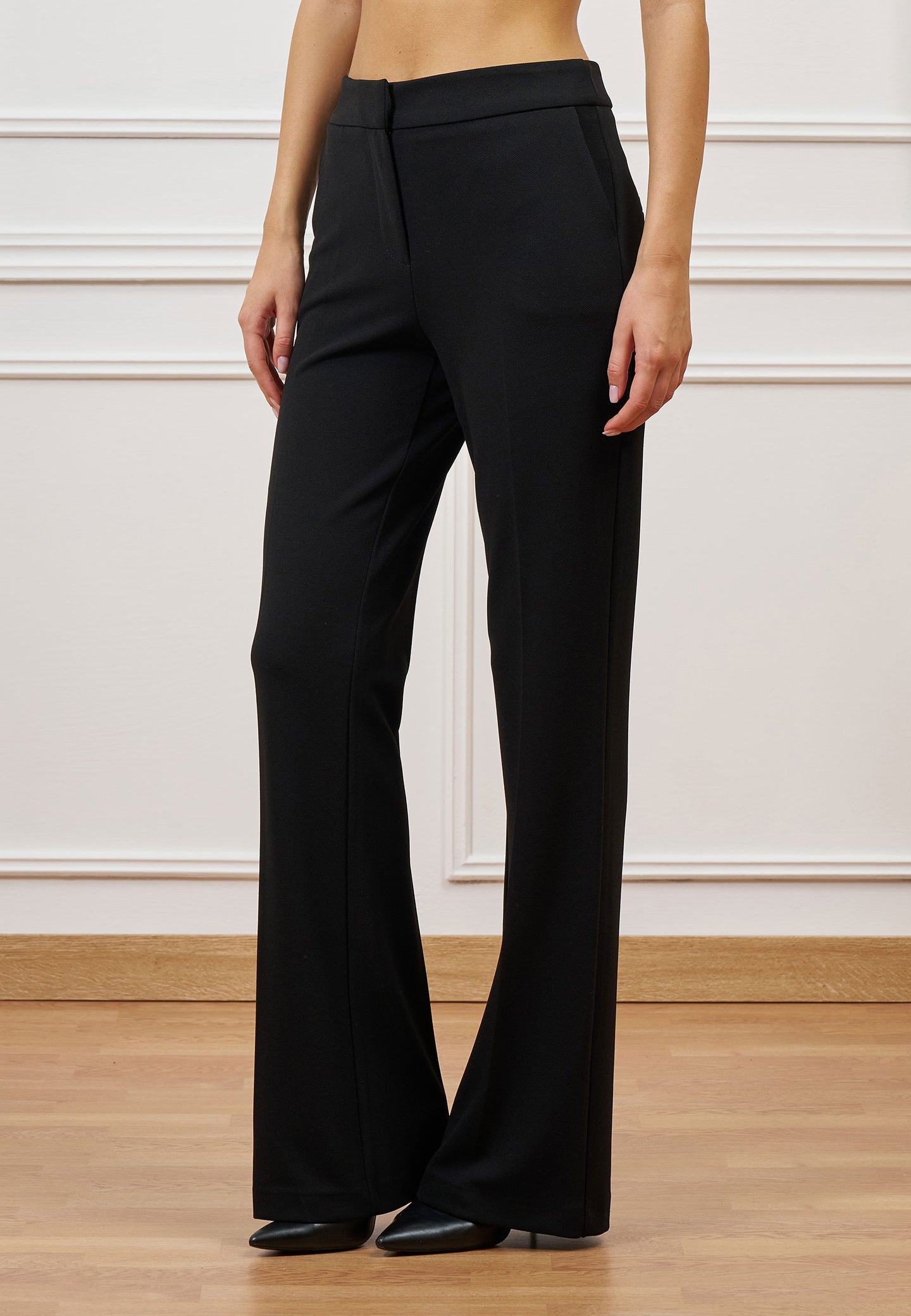 Pantalone a zampa in scuba