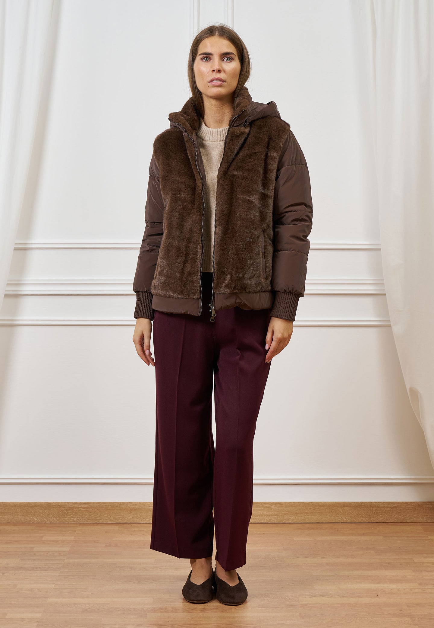 Pantalone cropped con elastico