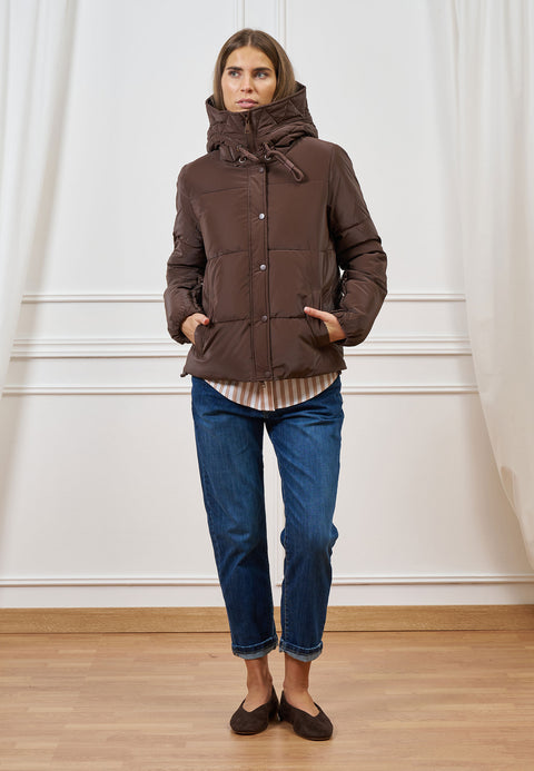 Piumino corto con cappuccio