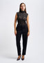 Top smanicato con collo alto in pizzo - NERO