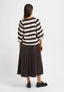T-shirt a righe con manica a sbuffo - MARRONE